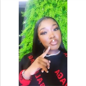 Meet your Posher, Mone’t